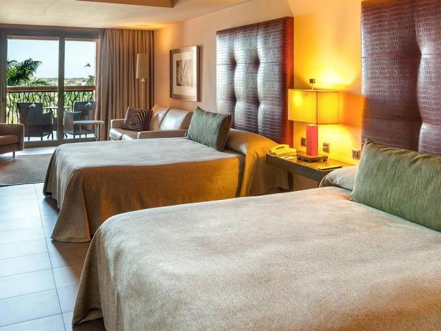Lopesan Baobab Resort