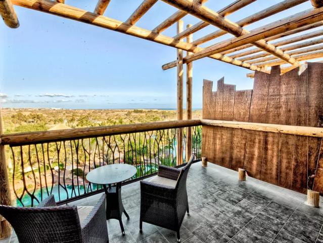 Lopesan Baobab Resort