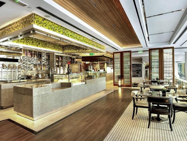 Le Meridien Abu Dhabi