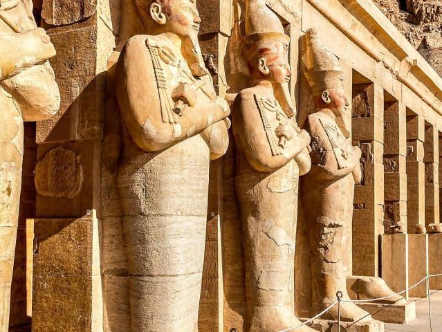 Egypt - podél Nilu