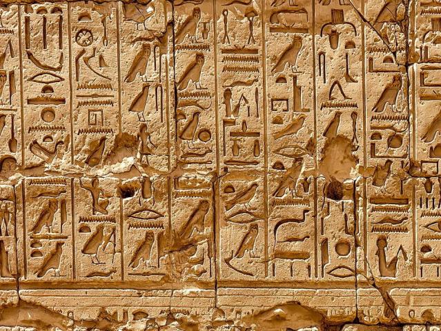 Egypt - podél Nilu