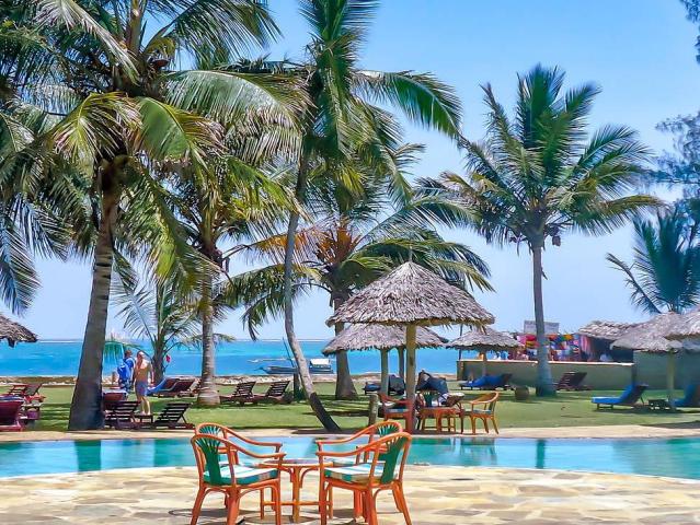 Neptune Palm Beach Boutique Resort & Spa