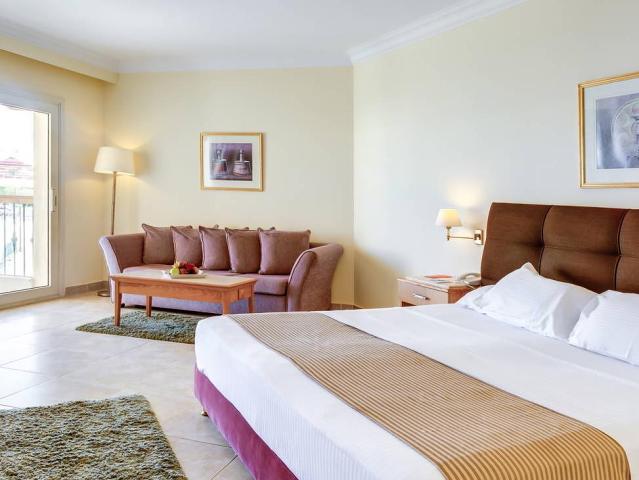 Aurora Oriental Resort