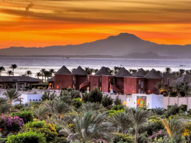 Aurora Oriental Resort