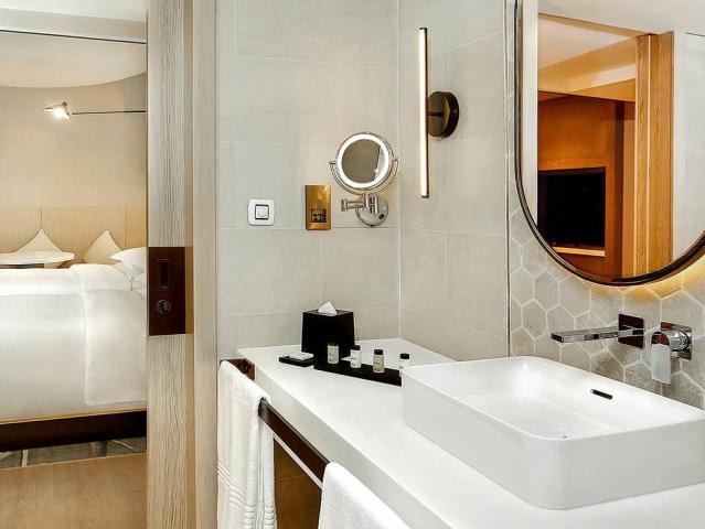 Sheraton Abu Dhabi Hotel & Resort