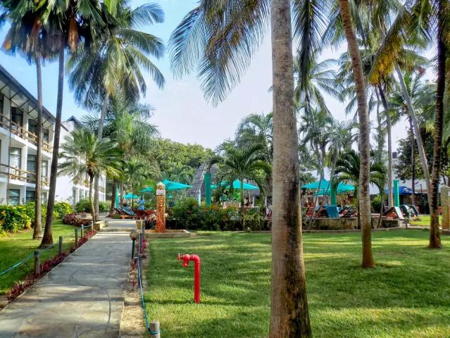 Travellers Beach