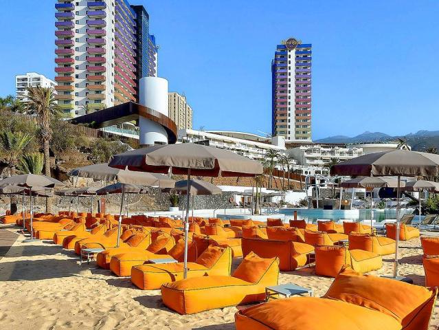Hard Rock Hotel Tenerife