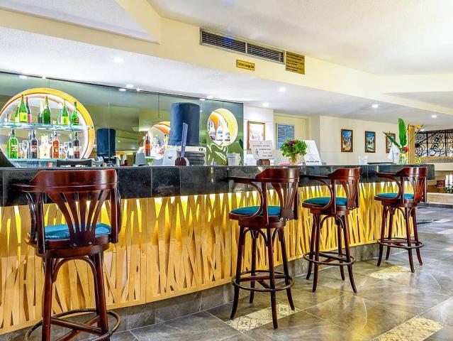 Flamenco Beach & Resort