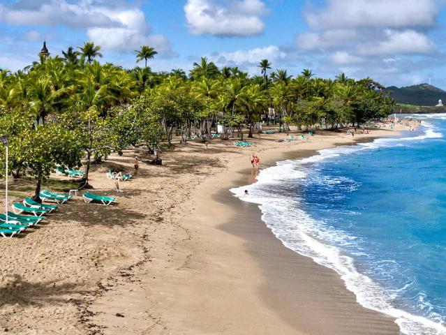 Playa Bachata Resort