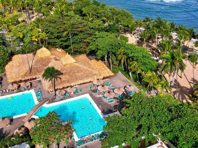 Playa Bachata Resort