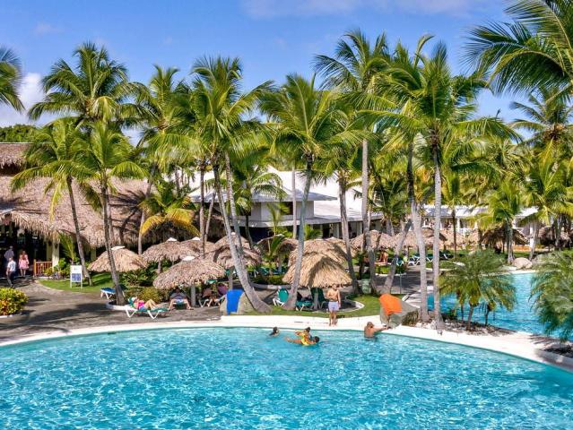 Playa Bachata Resort