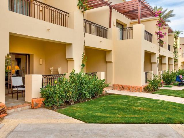 Jaz Lamaya Resort