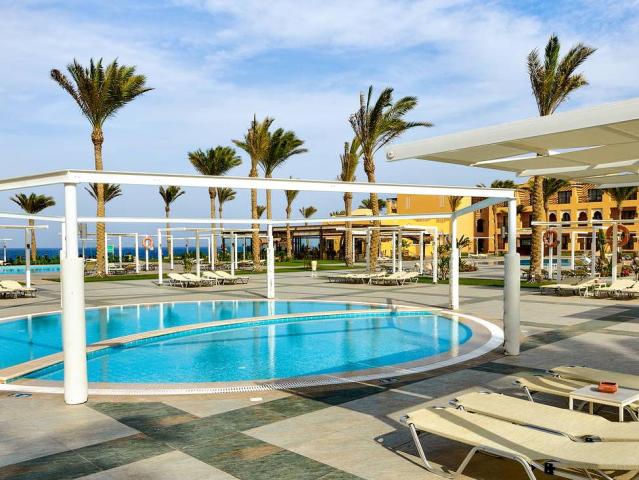 Jaz Lamaya Resort