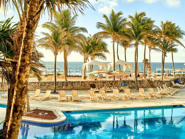 Luxury Bahia Principe Akumal