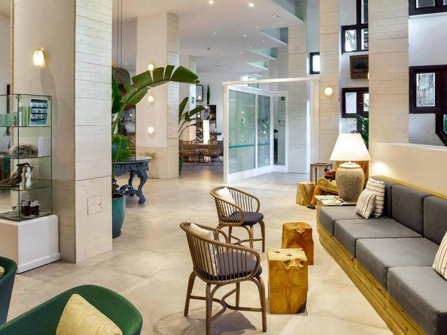 Corallium Beach Hotel