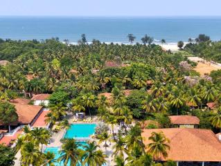 Dona Sylvia Beach Resort