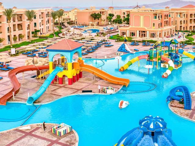Charmillion Club Aqua Park