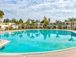 Kipriotis Maris Suites