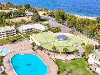 Kipriotis Maris Suites