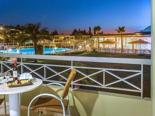 Kipriotis Maris Suites