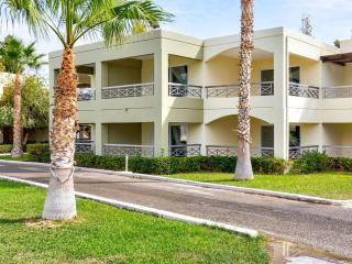 Kipriotis Maris Suites