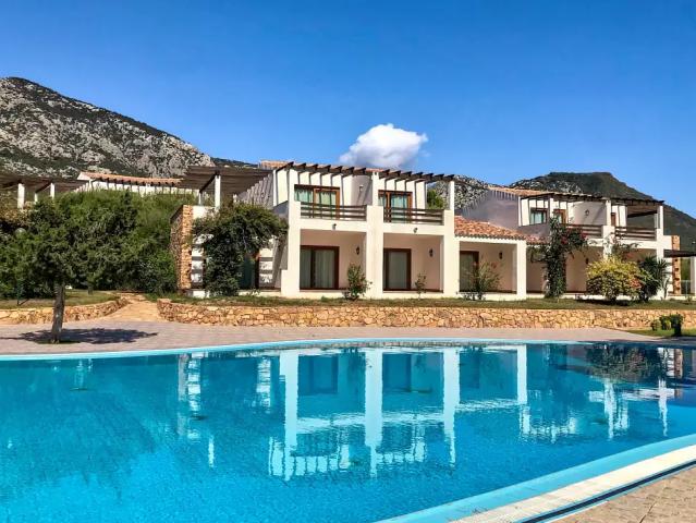 Palmasera Village Resort