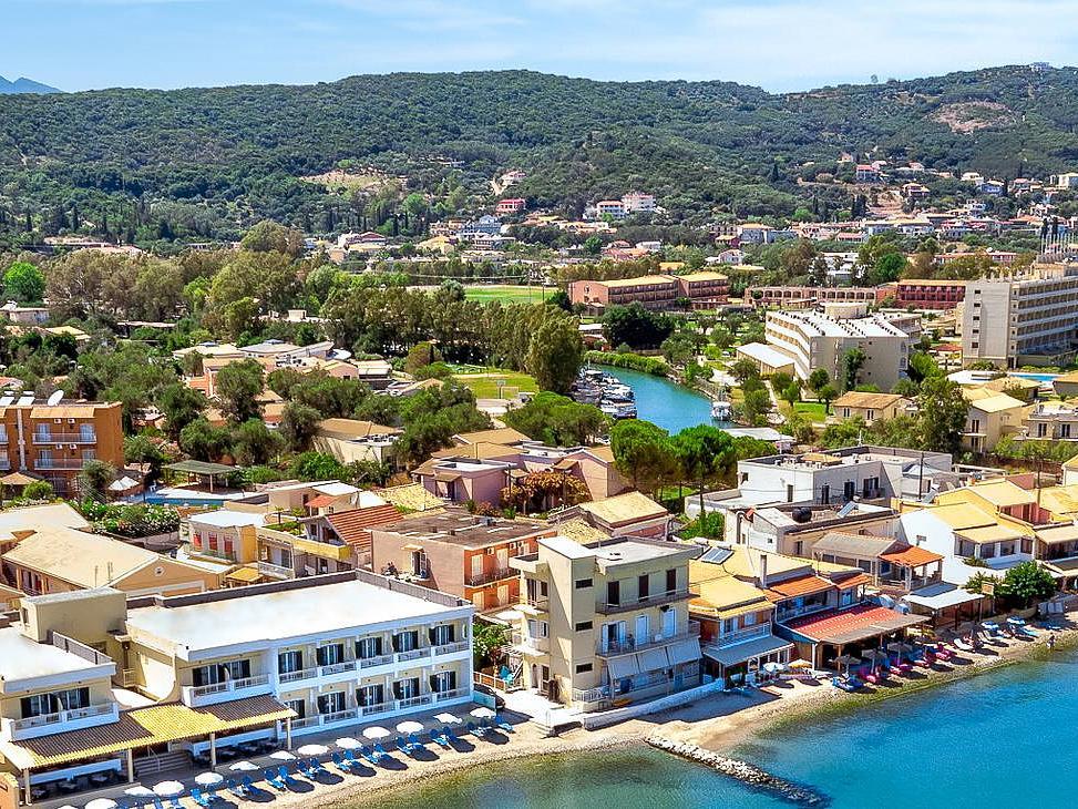 Rossis Beach