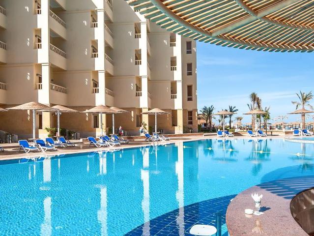 AMC Royal Resort