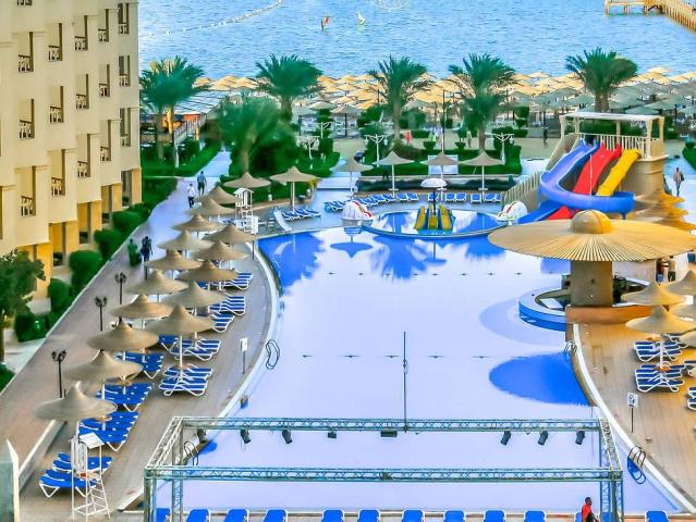 AMC Royal Resort