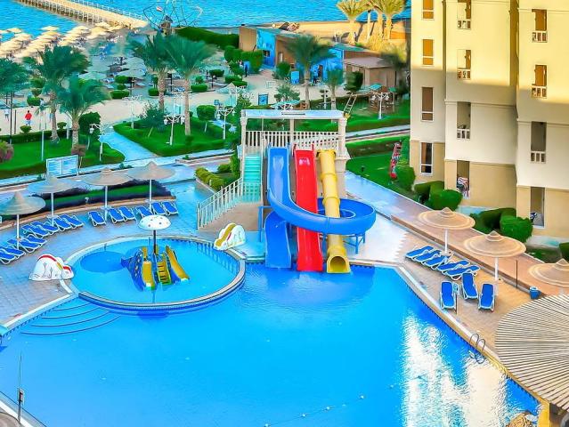 AMC Royal Resort