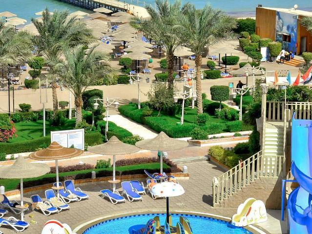 AMC Royal Resort