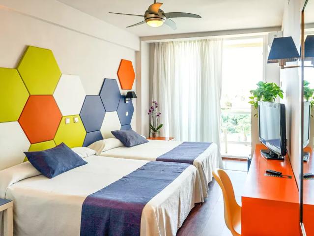 Evenia Zoraida Beach Resort
