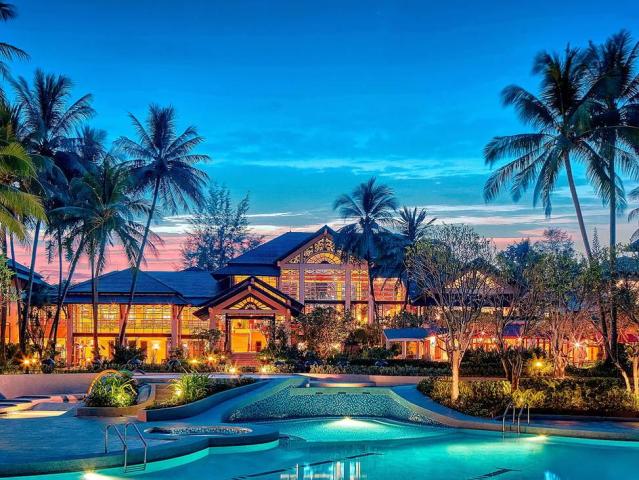 Dusit Thani Laguna Phuket Resort