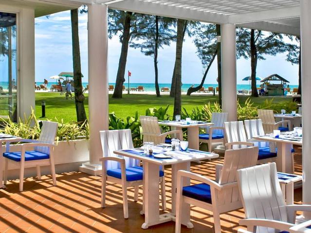 Dusit Thani Laguna Phuket Resort