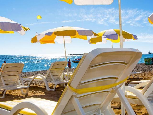 Gardenia Beach
