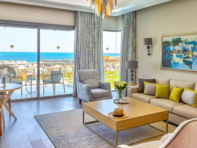 Rixos Premium Magawish Suites & Villas