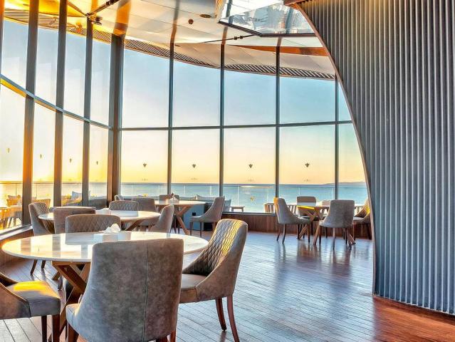 Rixos Premium Magawish Suites & Villas