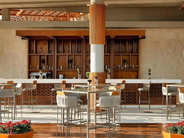Rixos Premium Magawish Suites & Villas