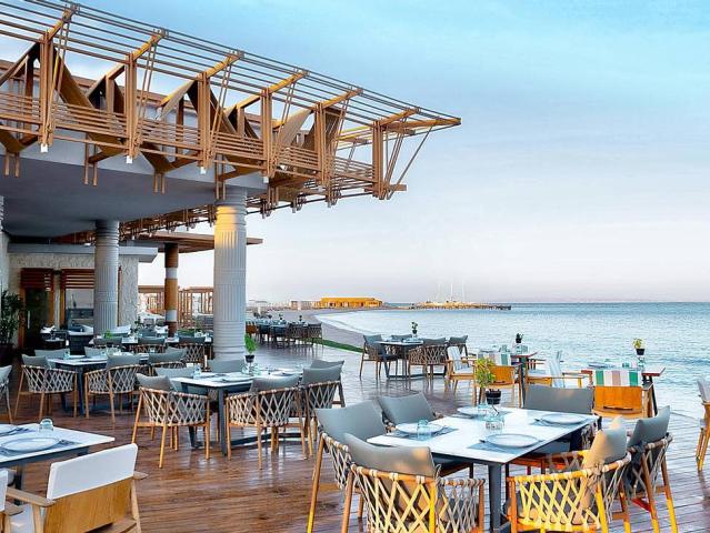 Rixos Premium Magawish Suites & Villas