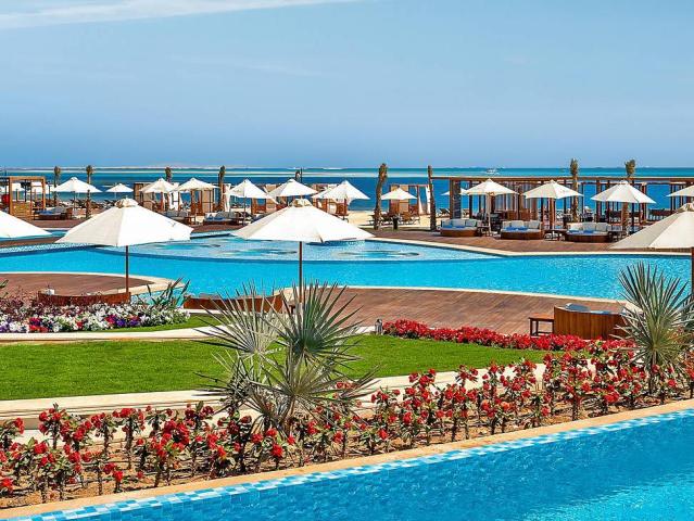 Rixos Premium Magawish Suites & Villas
