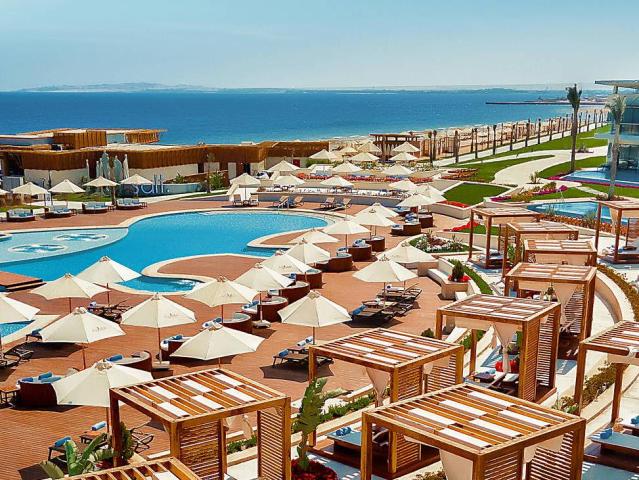 Rixos Premium Magawish Suites & Villas