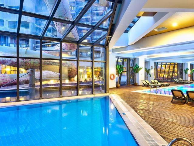 Limak Lara De Luxe Hotel & Resort