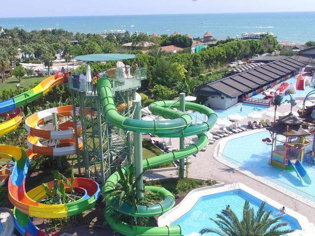 Limak Lara De Luxe Hotel & Resort