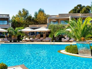 Sani Asterias Suites