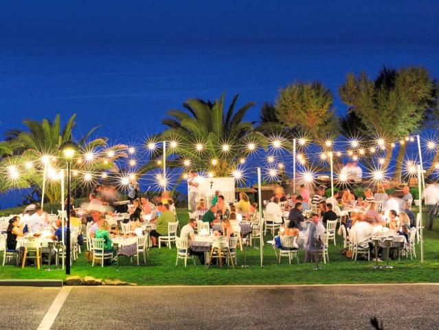 Sani Beach Club