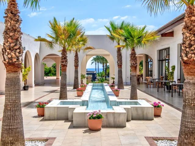 Playa Granada Club Resort