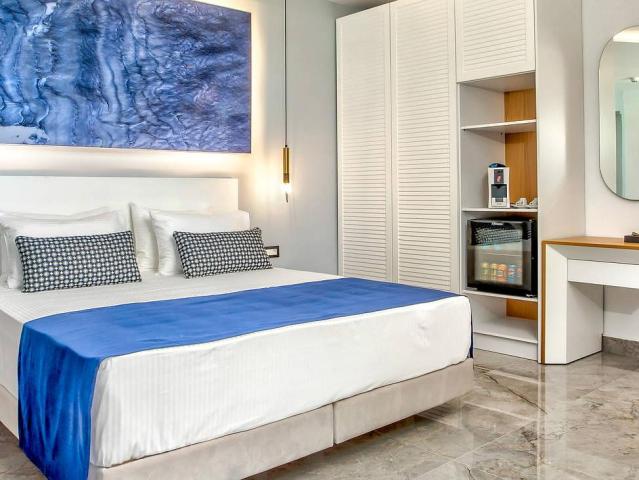 Lindos White & Suites
