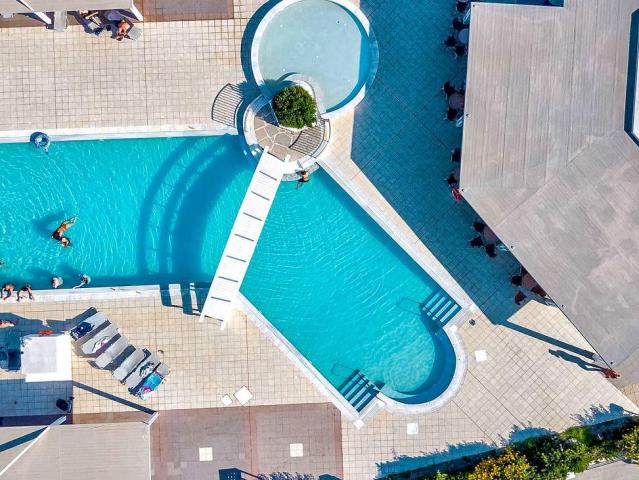 Lindos White & Suites