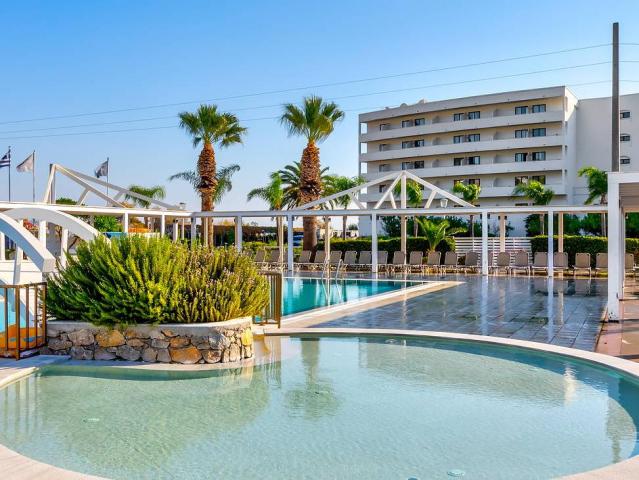 Lindos White & Suites