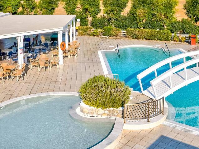 Lindos White & Suites